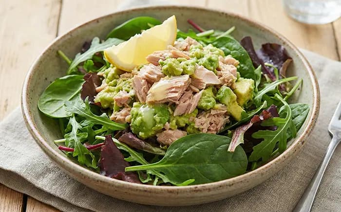 Salade de thon et d'avocat